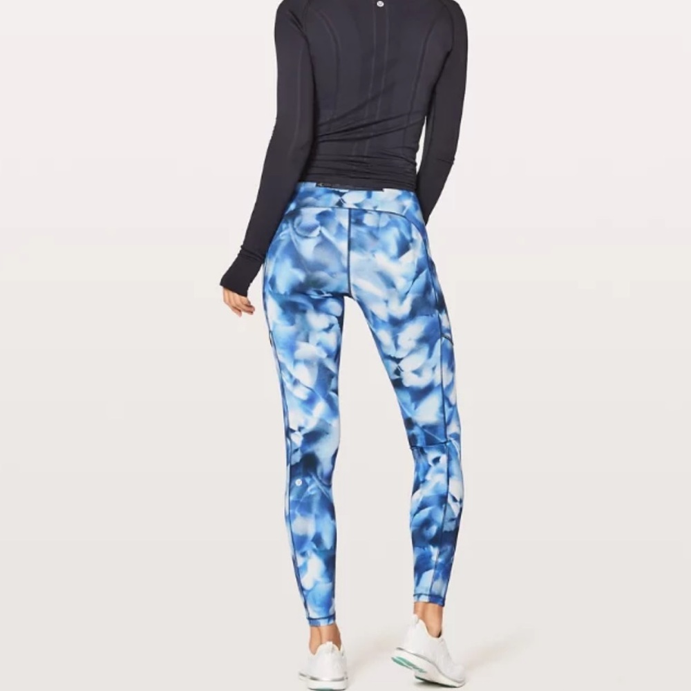Lululemon Speed Up Tight *Full-On Luxtreme 28"